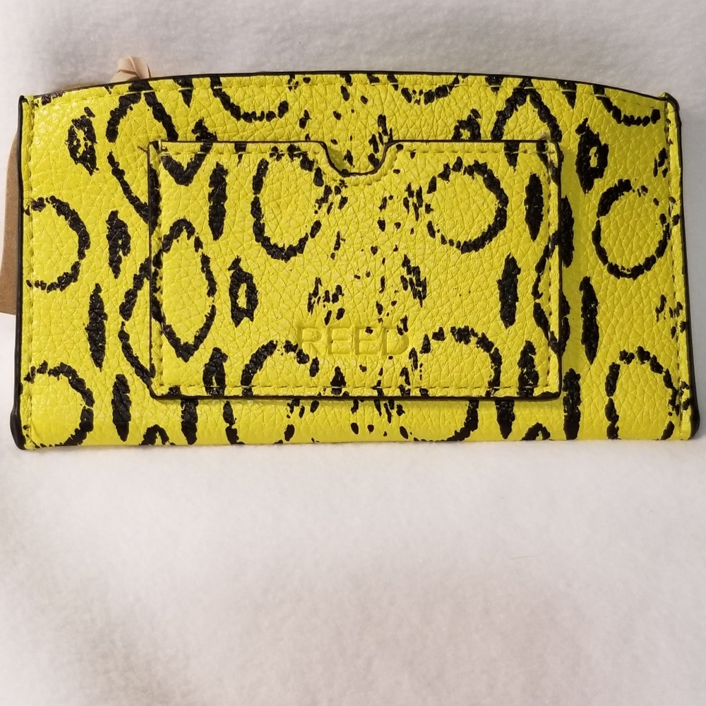 Reed small yellow clutch